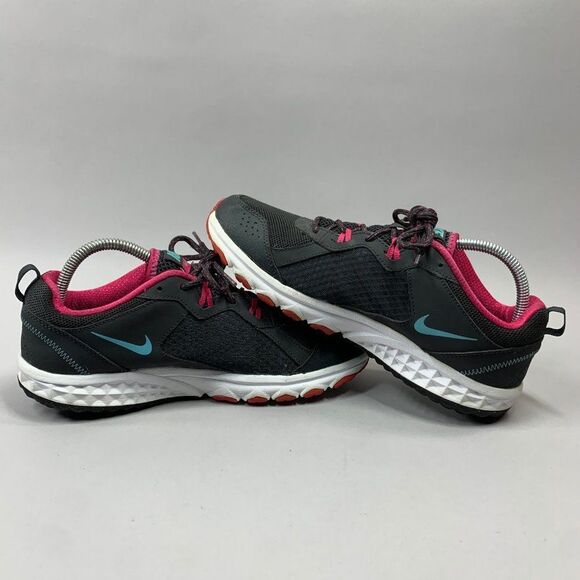 Nike Wild Trail Running Shoes Women's 10 Dark Grey Training Athletic‎ Sneakers - Picture 10 of 13